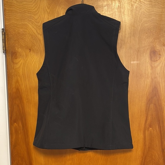 Port Authority Women's Core Soft Shell Vest Pyramid Black Vest with Logo - Picture 3 of 3